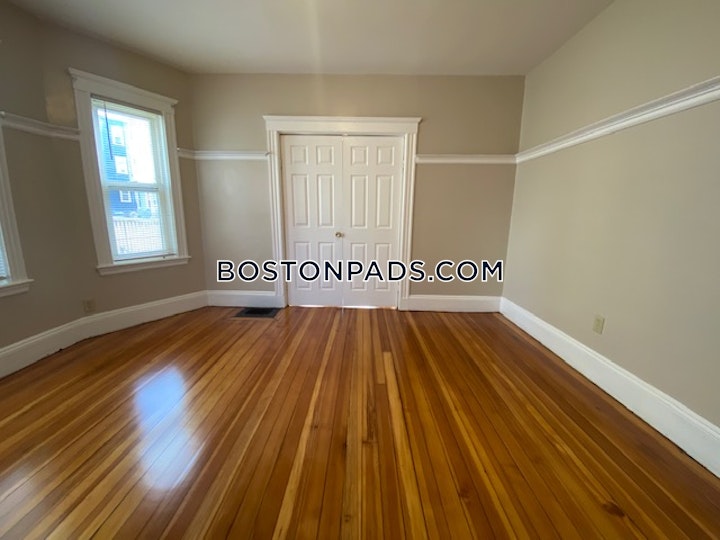 Homes Ave. Boston picture 7