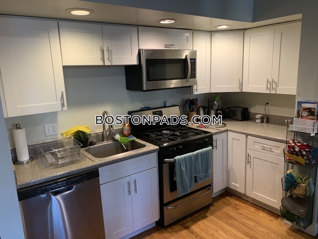 Somerville - $3,785 /mo