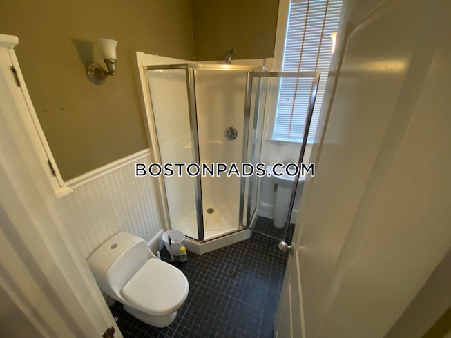 Boston - $3,800 /mo