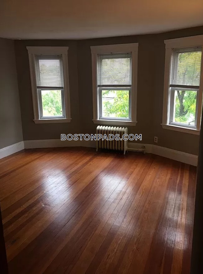 Somerville - $3,500 /mo