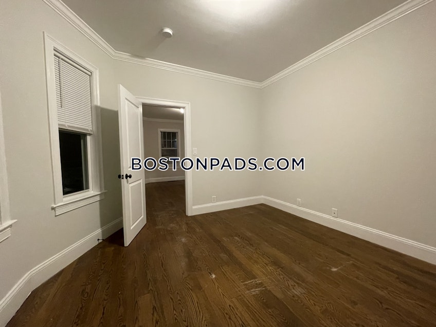 Boston - $3,950 /month