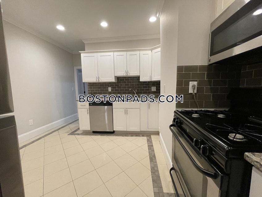 Boston - $3,950 /month