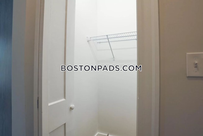 Boston - $2,450 /mo