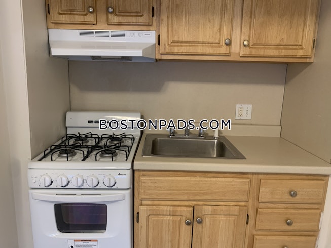 Brookline - $1,900 /mo