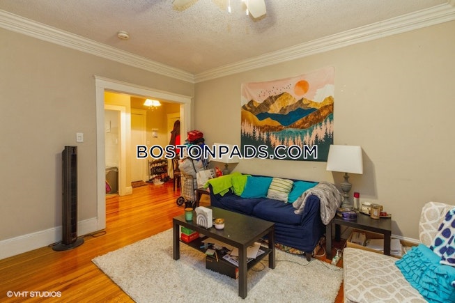 Boston - $3,400 /mo