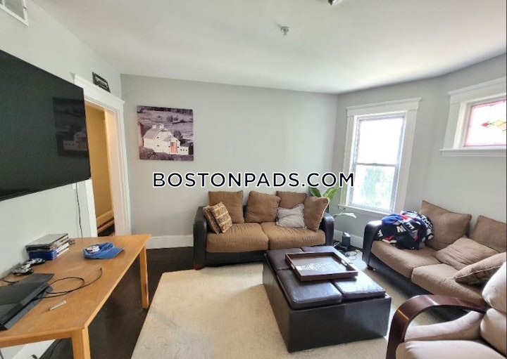 dorchester-apartment-for-rent-3-bedrooms-1-bath-boston-3100-4552804 