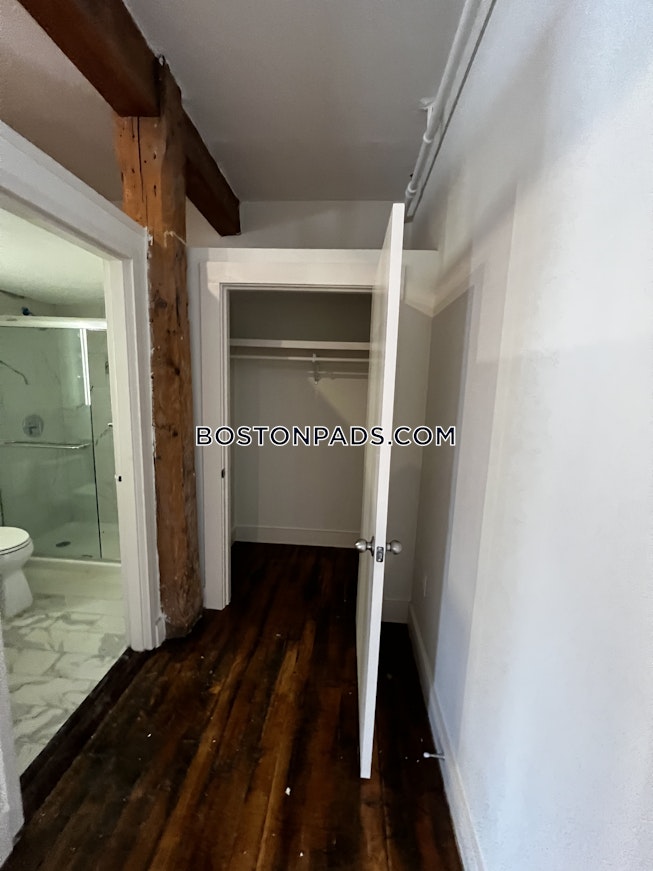 Boston - $3,000 /mo