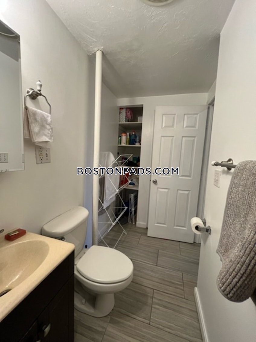 Boston - $4,800 /month