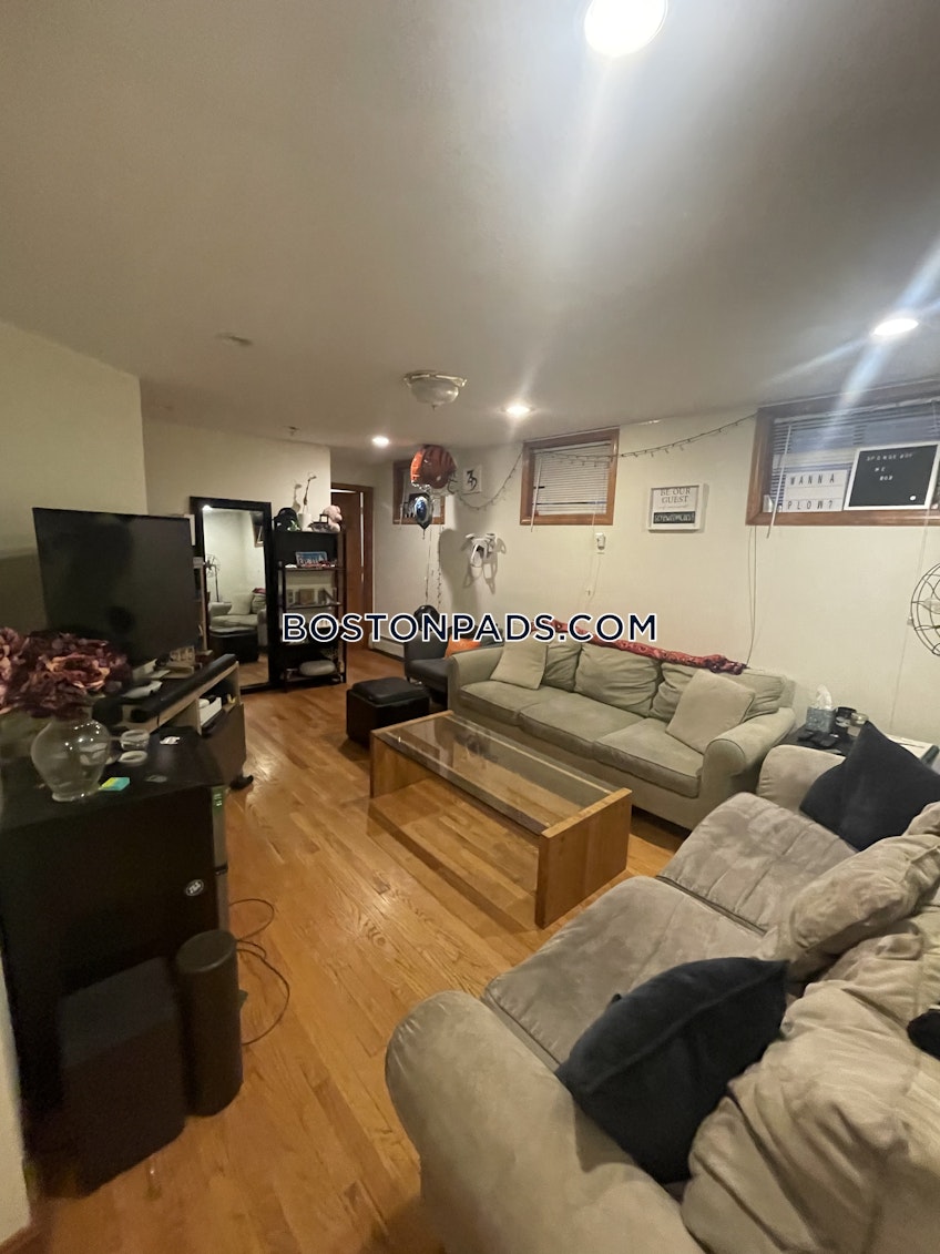 Boston - $4,200 /month