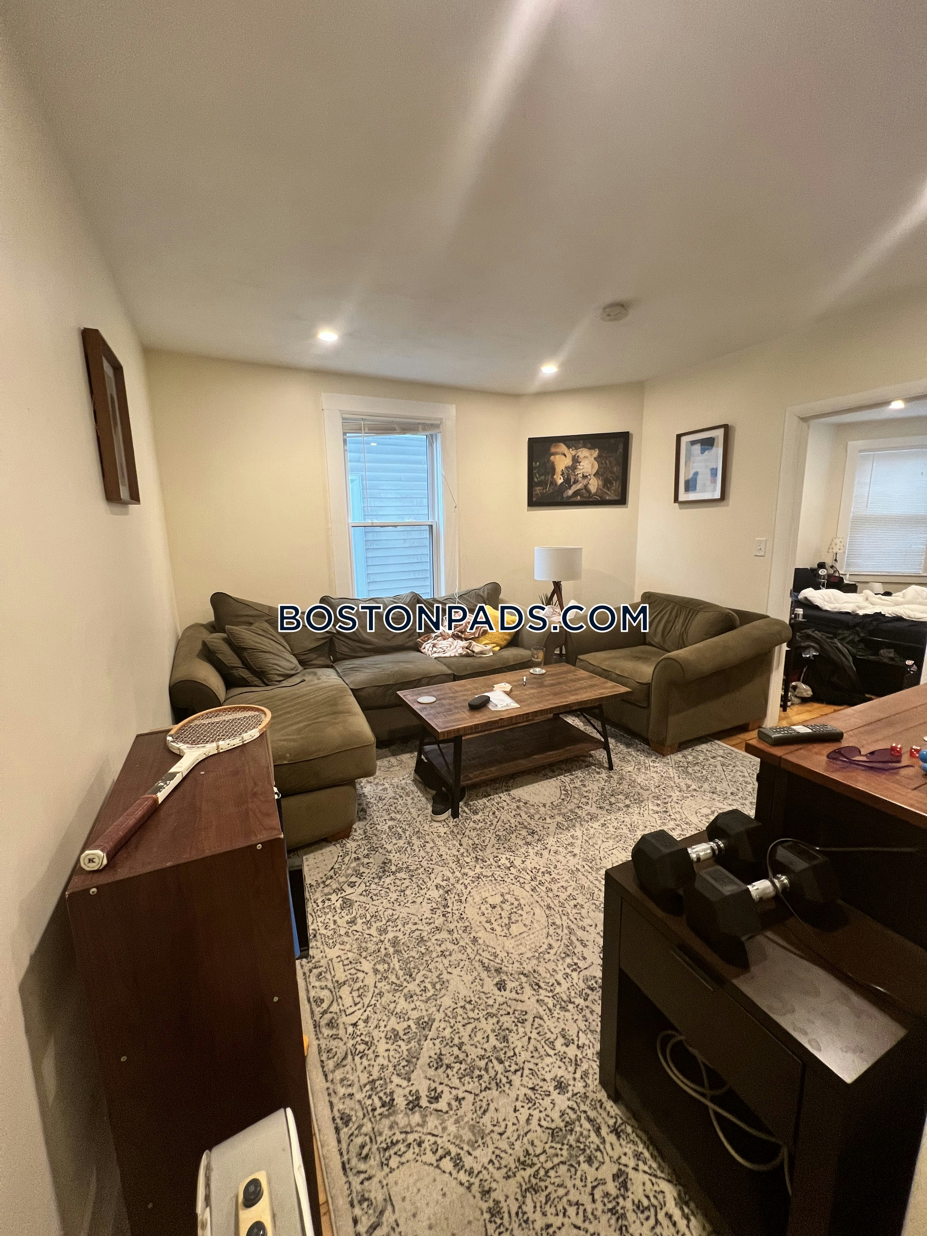 Cambridge - $4,800