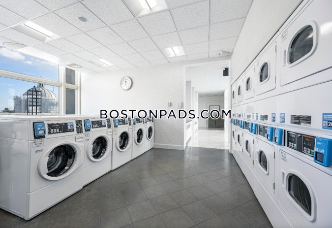 Boston - $3,045 /mo