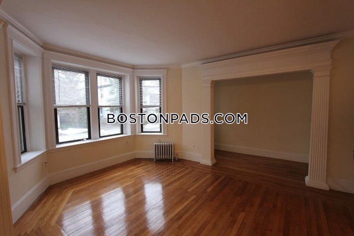 brookline-apartment-for-rent-2-bedrooms-1-bath-boston-university-4100-4550784 