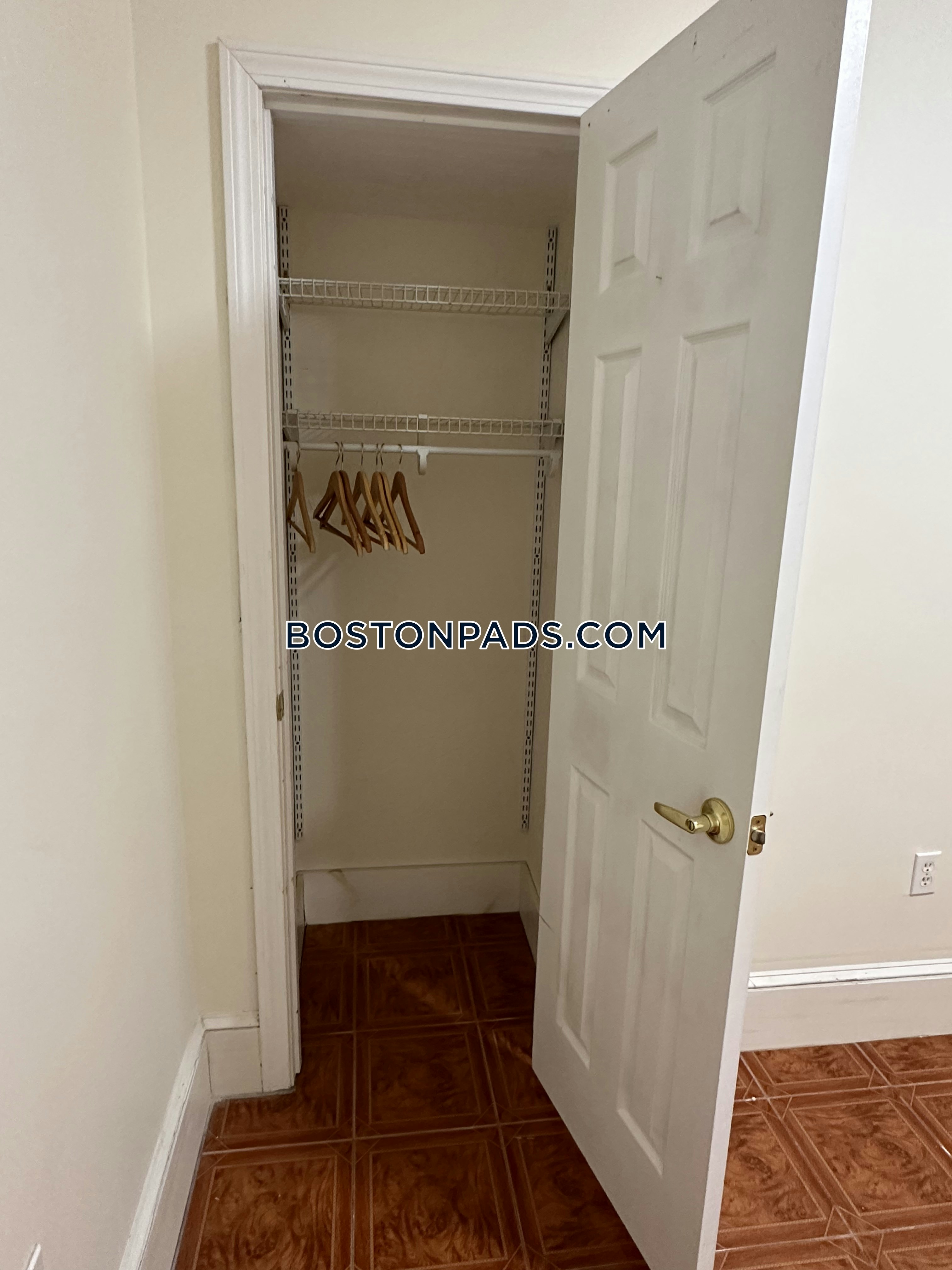 Brookline - $2,600