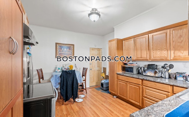 Boston - $6,000 /mo