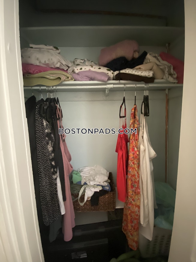 Somerville - $3,900 /mo