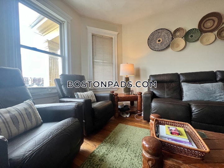 allston-apartment-for-rent-3-bedrooms-1-bath-boston-3400-4593874 