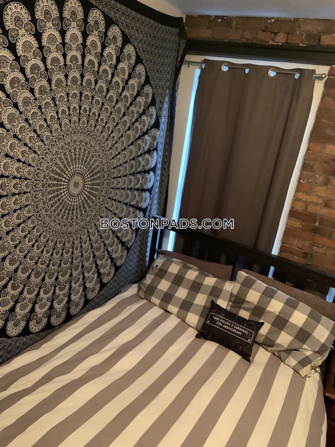 Boston - $3,200 /mo