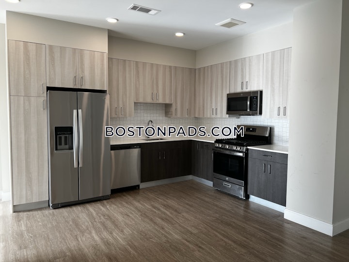 east-boston-apartment-for-rent-3-bedrooms-2-baths-boston-4600-4586428 