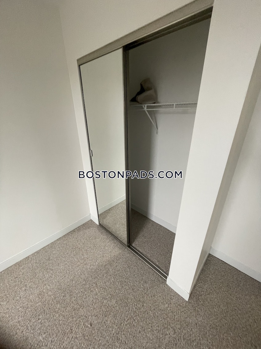 Boston - $3,457 /month