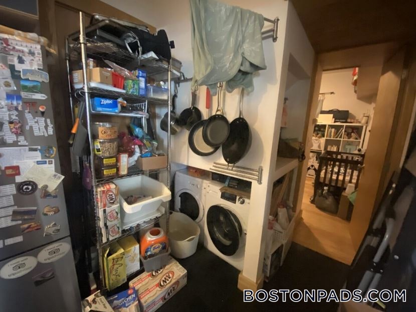 Cambridge - $3,900