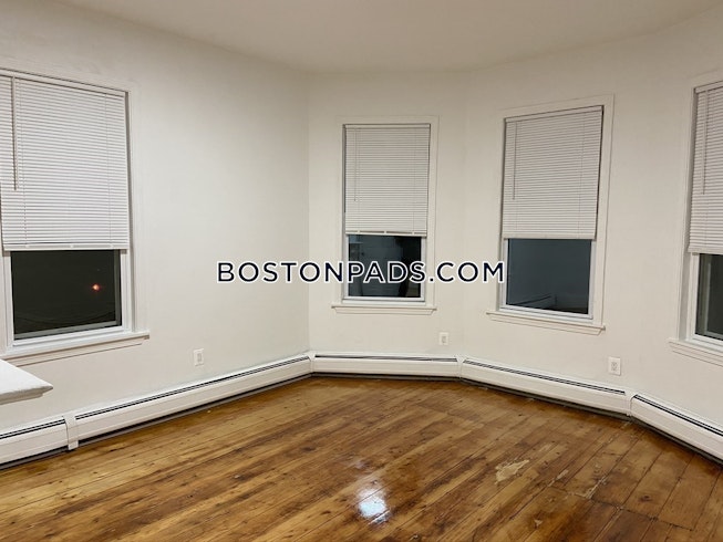 Cambridge - $3,600 /mo