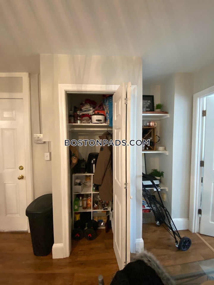 north-end-apartment-for-rent-3-bedrooms-1-bath-boston-4750-4545284 