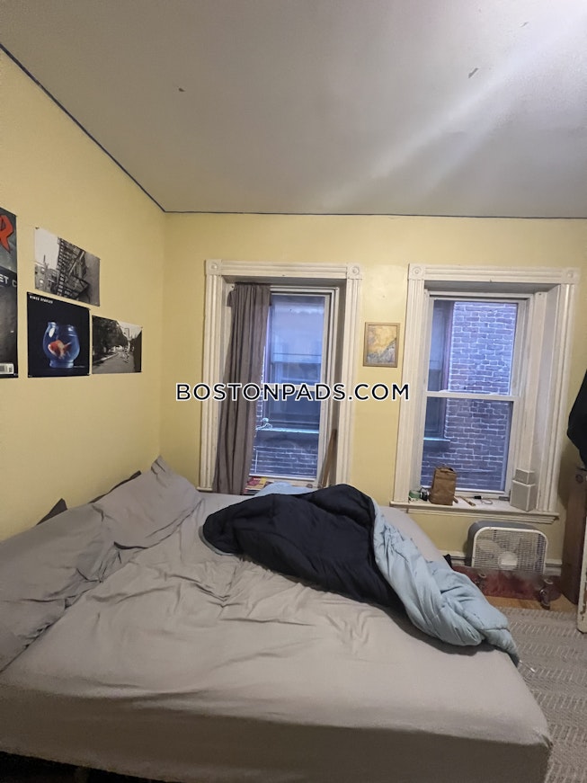 Boston - $3,900 /mo