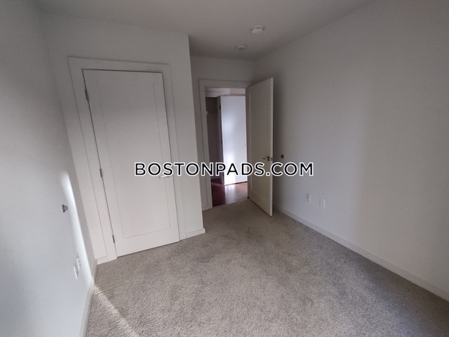 Boston - $4,435 /mo