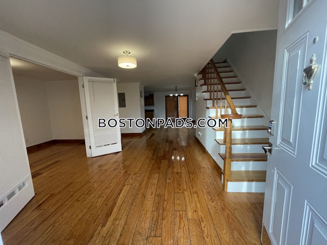 Boston - $5,200 /mo