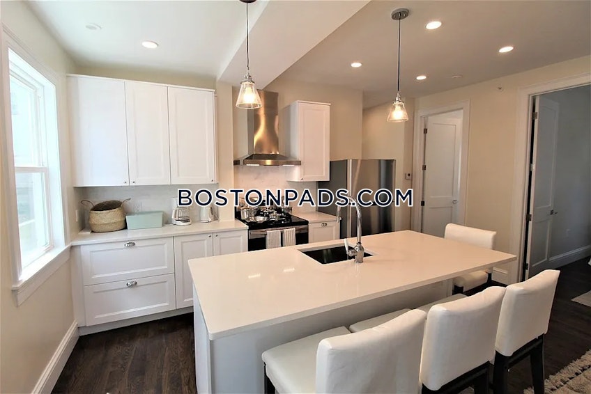 Boston - $5,200 /month