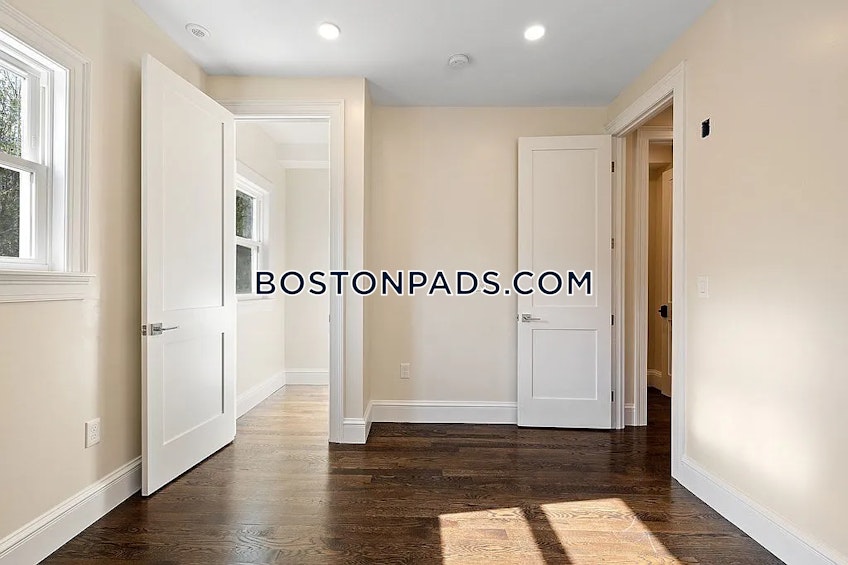 Boston - $5,200 /month