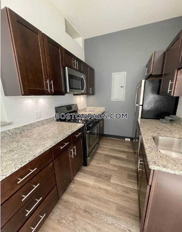south-end-apartment-for-rent-3-bedrooms-1-bath-boston-5200-4629282 