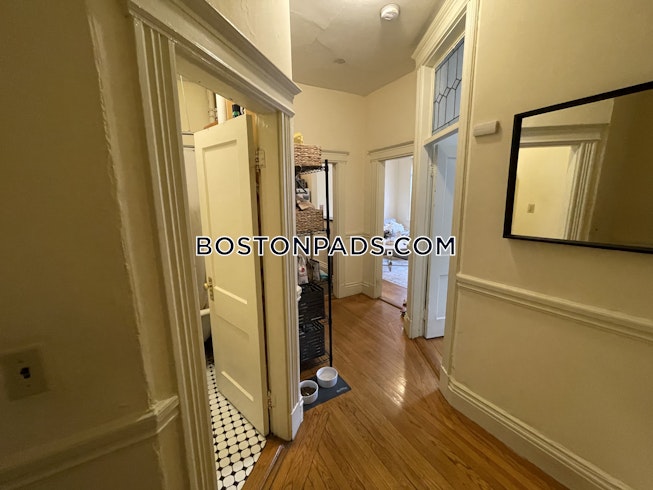 Boston - $2,650 /mo