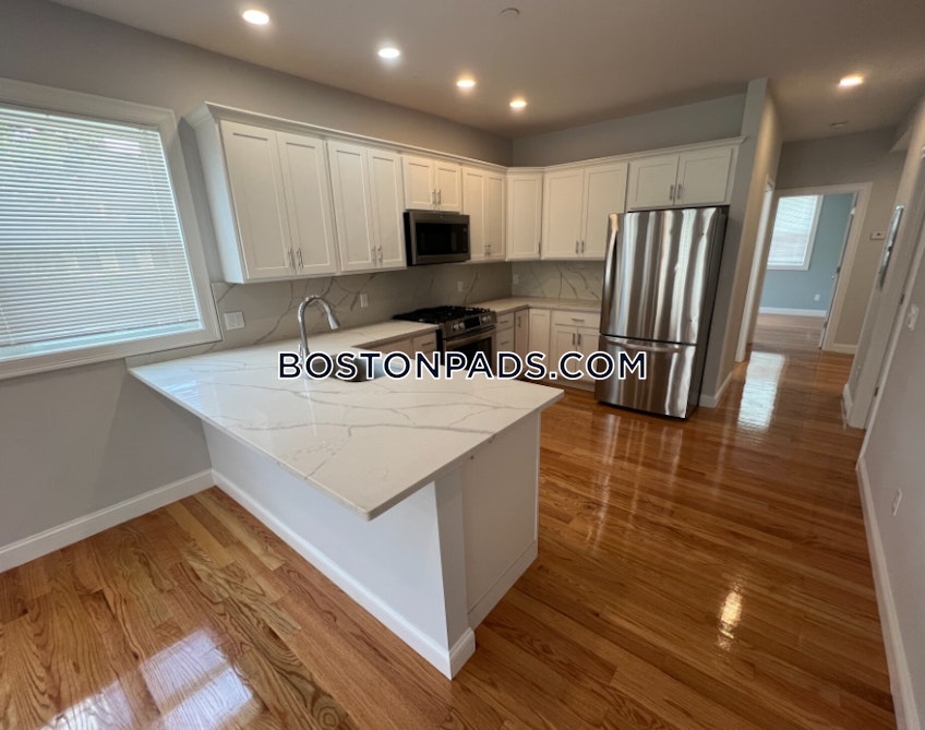 Somerville - $4,950 /month