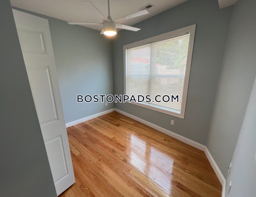 Somerville - $4,950 /month