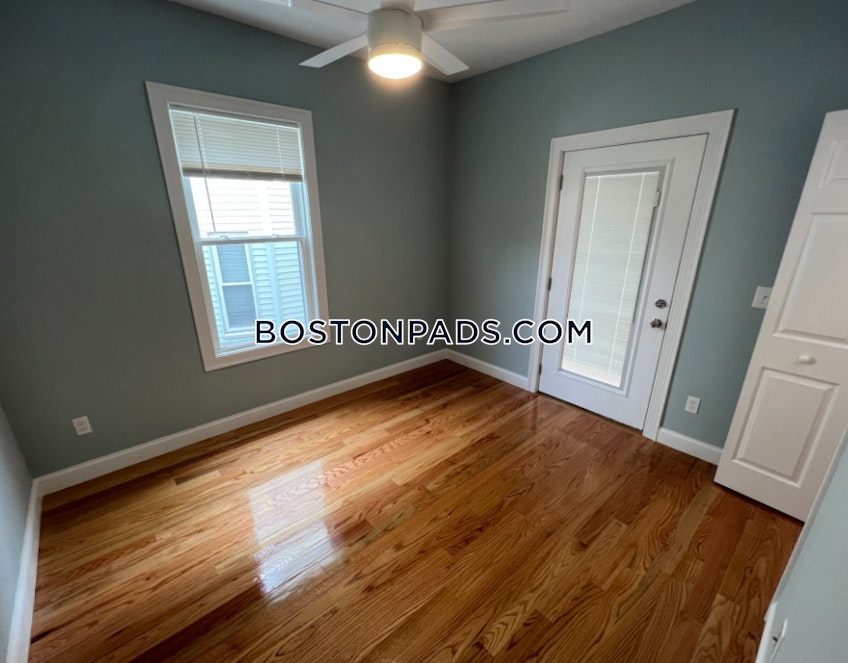 Somerville - $4,950 /month