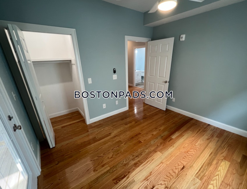 Somerville - $4,950 /month