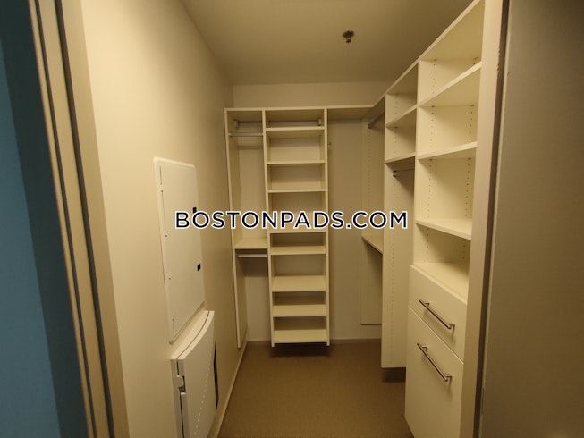 Boston - $4,590 /mo