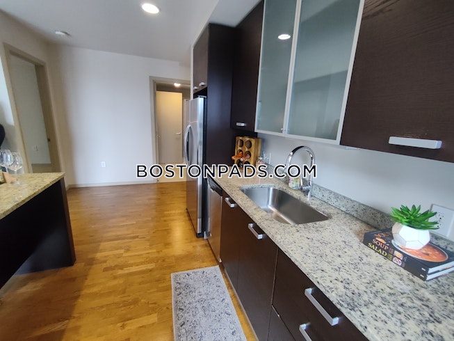 Boston - $4,590 /mo