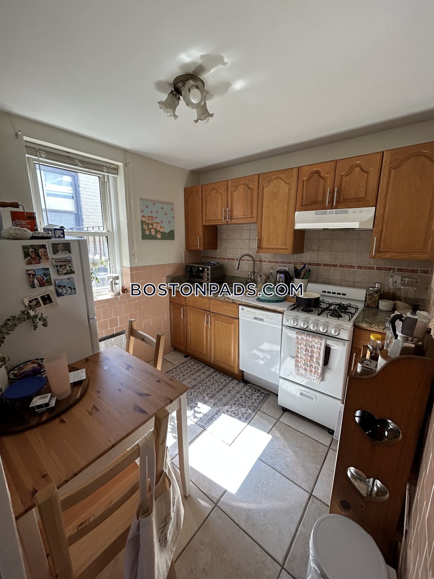 Boston - $1,825 /month