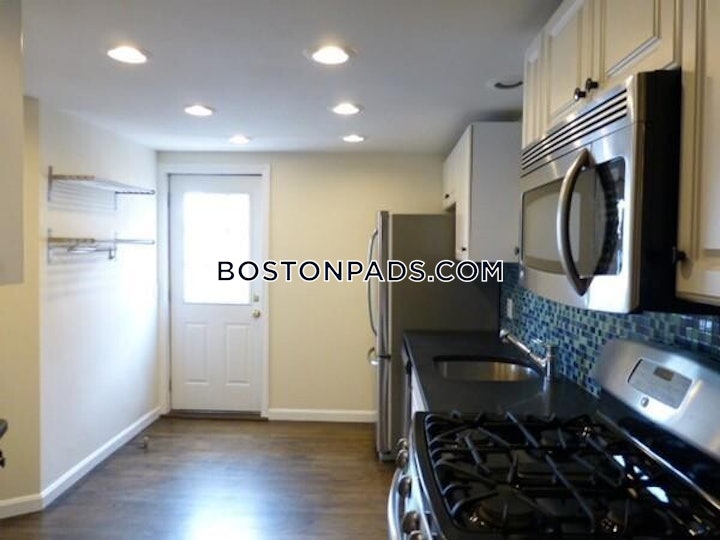 south-boston-apartment-for-rent-2-bedrooms-1-bath-boston-3750-4599924 