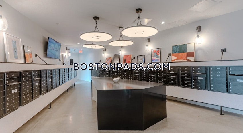 Boston - $2,723 /month
