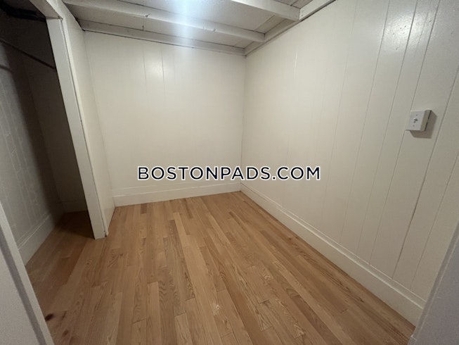 Boston - $2,450 /mo