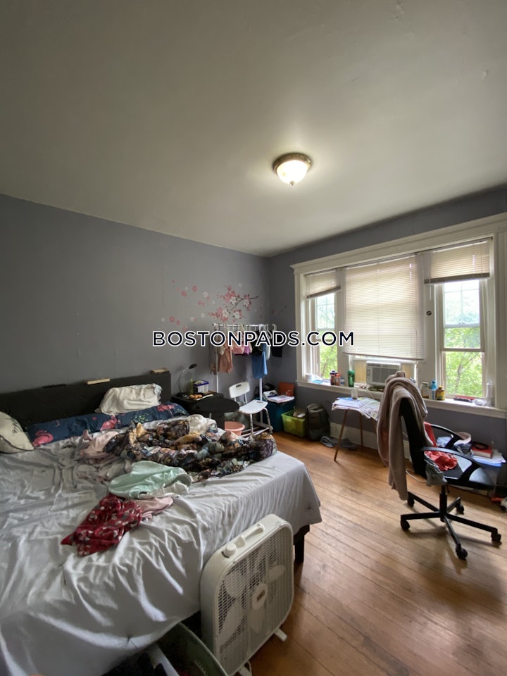 brookline-apartment-for-rent-2-bedrooms-1-bath-cleveland-circle-3575-4593613 