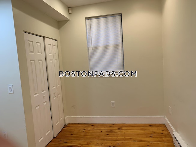 Boston - $2,700 /mo