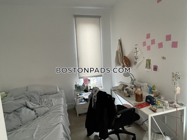 Boston - $5,000 /mo