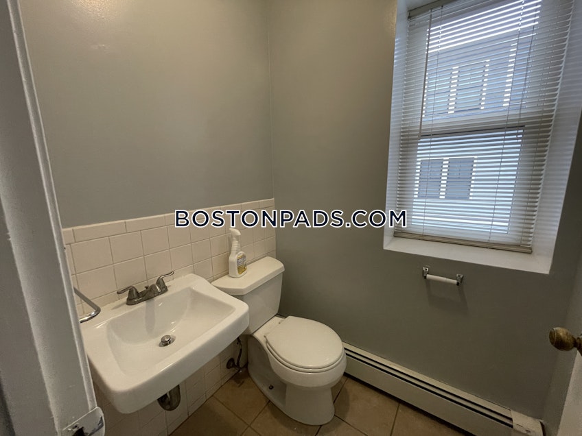 Boston - $4,000 /month