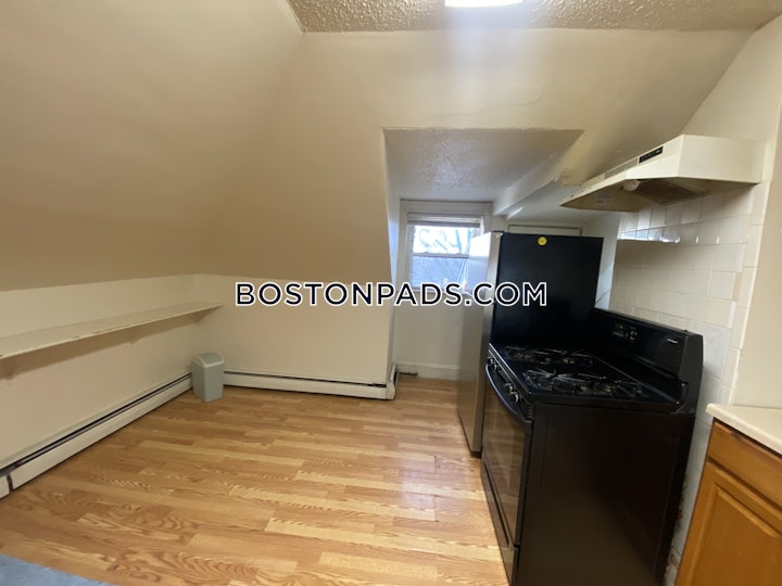 dorchester-apartment-for-rent-2-bedrooms-1-bath-boston-2150-4593694 