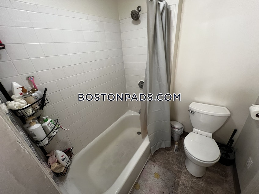 Boston - $4,600 /month