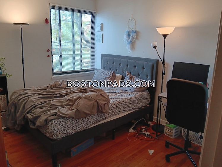 Hubbard Ave., Cambridge